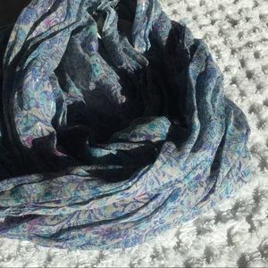 AMERICAN EAGLE Infinity Scarf